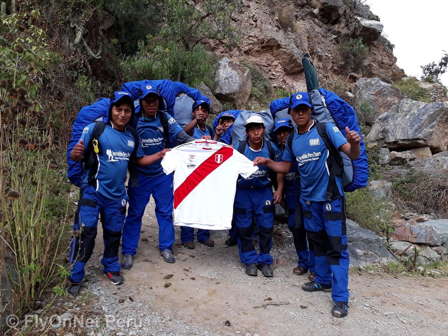 Álbum de fotos: Our team supporting our team , Inca Trail